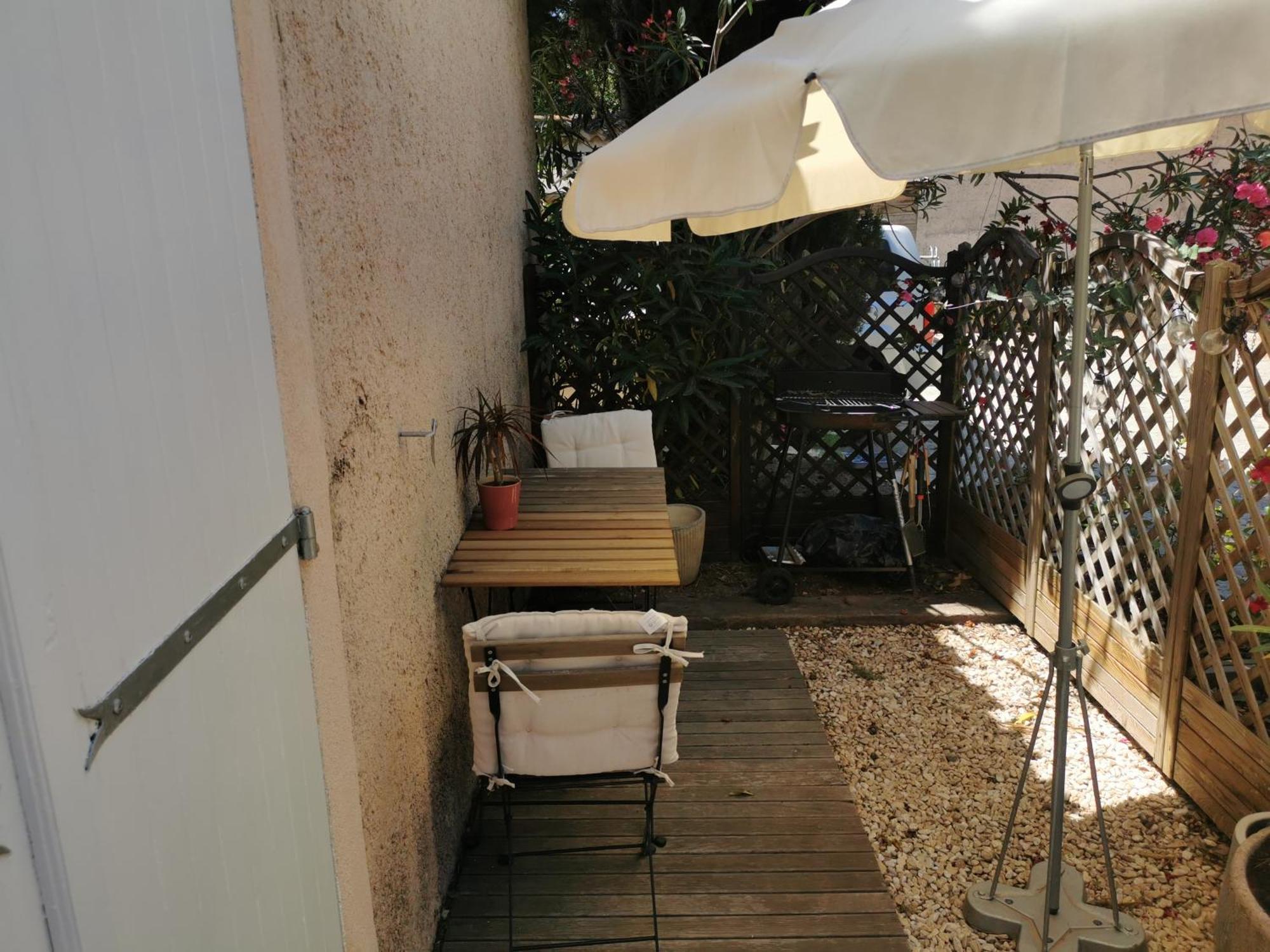 Lili La Seyne-sur-Mer Exterior photo